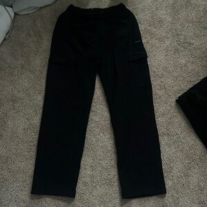 TNA Aritzia cargo sweat pants black size xs